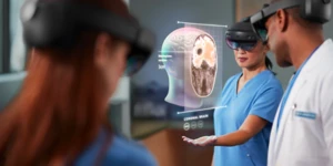 Três profissionais da saúde utilizando realidade virtual