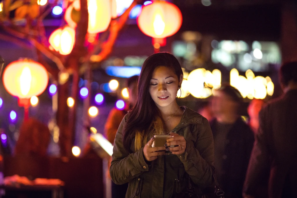 Asian woman at night in downtown Taipei - Taiwan