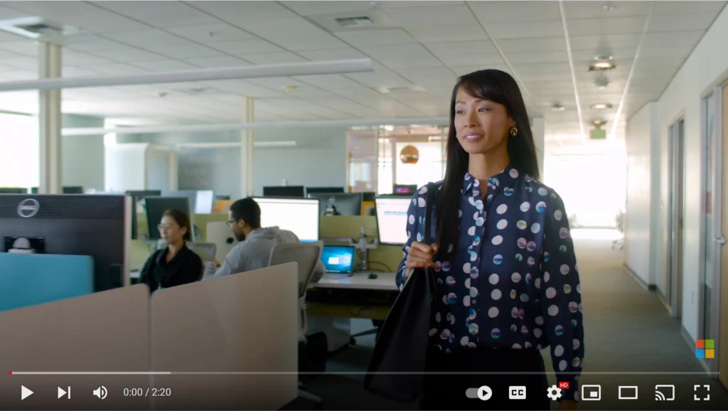A video thumbnail to learn more about the Dynamics 365 Customer Service omnichannel experience for customers and agents.